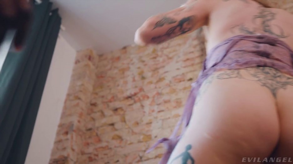 Eden Ivy – Deepthroat
